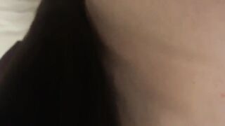 全套服务舔遍全身，口完了自己坐上来动