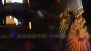 KTV美女公主竟在KTV包房内骑坐鸡巴上干我不过瘾拉到宾馆