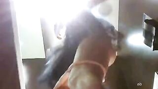 女厕所摄像头偷拍