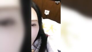 土豪哥哥带队刷了20万积分礼物让美乳主播去养生馆勾引男技师