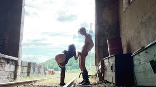 【今日推荐】中法情侣性爱日记 公众场合高风险性爱超刺激 我在火车站后入了我的极品身材上海女友 高清1080P原版无水印