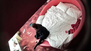 【极品360】私享台❤浪漫红心圆床 劲爆后入怼操情趣极品长腿美少女 主动骑乘耸动 画面超震撼 高清1080P原版