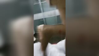 瘦瘦的广西18岁超级粉嫩的妹子 被一胖子和一瘦子轮干