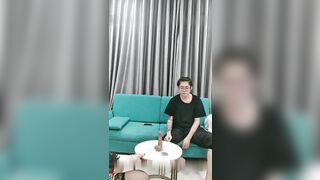 神秘探花李八八约了个越南妹子直播啪啪，情趣装黑丝口交道具自慰后入猛操