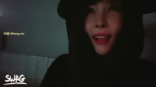 长腿女神『Princess』寒冷夜半找路人去唱KTV 热舞脱衣翘屁股蹭得他硬到不行