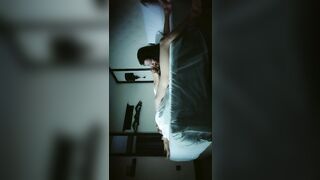 泡良大佬最新力作，【素人大作战】，良家小少妇，深夜酒店幽会，拿掉眼镜骚劲上身，大屌各个角度抽查完美呈现