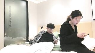 91约妹达人有男朋友黑色长裙妹子，搞得时候给你对象打电话，按着脱下肉丝要自己脱内裤，操的妹子爽翻天