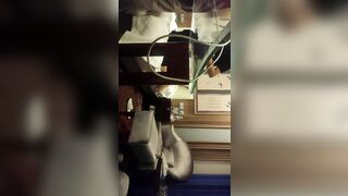 《91著名圈张总》5月31日约会29岁身高172英语老师良家少妇调教的服服帖帖搞完又把男奴找来