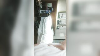 【三线探花】，小伙今夜约战00后小萝莉，粉嫩干净，侧颜颇有几分像张子枫，大胸乖巧又配合，花式啪啪