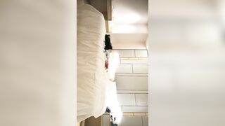 【小宝寻花】，最近爱上初恋脸，身姿曼妙柳腰翘臀，数一数二的超高颜值，服务态度特别好，激烈做爱太舒服了 妹子脚趾都紧缩着