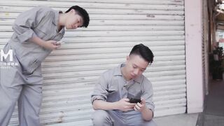 麻豆传媒映画最新出品 MD0163 暴虐双奸母女花 強行插入4P激战720P高清版