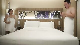 【麻花免费视频】名侦探太浪探花约了个巨乳沙发酒店啪啪，口交舔弄大屁股上位骑坐抽插猛操