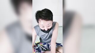 【麻花免费视频】米拉和主人的幸福生活情景剧约了个良家啪啪，拨开内裤舌吻摸逼调情，69姿势口交舔逼，上位骑乘扭动小腰套弄