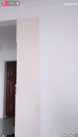 【麻花免费视频】网红脸气质女神【空姐CC】魔鬼般的身材秀舞无套吃鸡，吃完鸡出门开车去逛街~