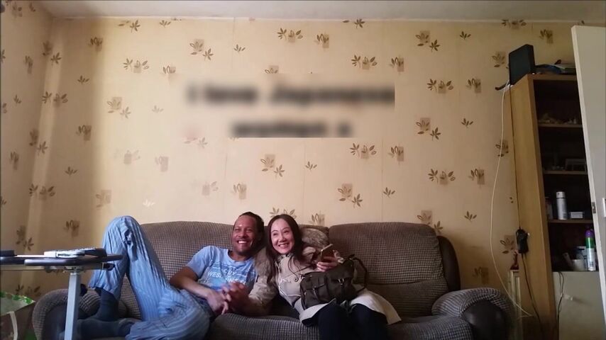 【麻花免费视频】外贸公司上班的韵味人妻良家少妇居然喜欢上印尼小辫子大白奶子乳交抓着双乳后入爽的小辫子仰着头闭着眼享受