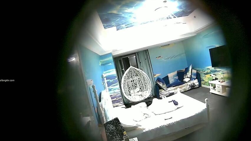 【麻花免费视频】【酒店偷拍❤️甄选】海洋主题套房❤️美团外卖小哥干美乳女友 没有点过硬的床上功夫别招惹性瘾强的女人 高清720P原版