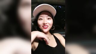 【麻花免费视频】渣女来袭步行街路边勾引个做轮胎生意的年轻小哥车震无水印高清源码录制