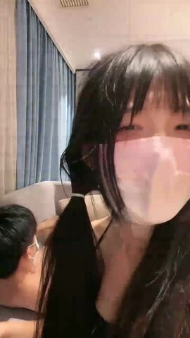 【麻花免费视频】双马尾学生妹细腰圆润美臀骑乘位爆插操的好舒服