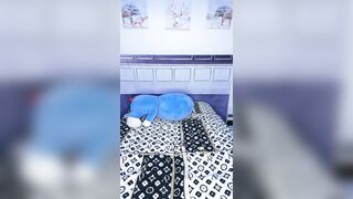 【麻花免费视频】妖娆小妲己第二场手指搏命淫穴乳头呻吟抽插