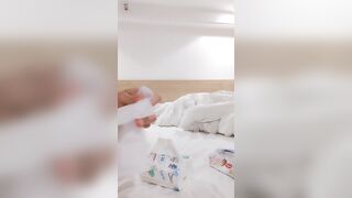 【麻花免费视频】深喉吞京小达人手指玩弄淫穴摸弄高潮