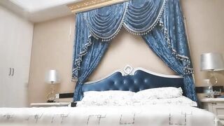 【麻花免费视频】约大奶萌妹子3P口交舔逼前后一起上轮流猛操