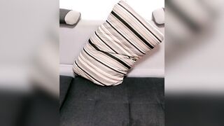 【麻花免费视频】甜甜少女粉穴逼逼炮击展示玩弄流水02