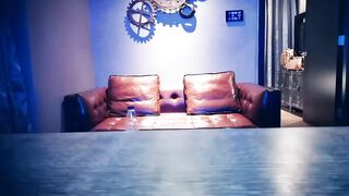 【麻花免费视频】大屌男约操极品00年极品可爱御妹完美口交上位01