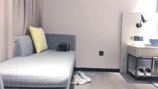 【麻花免费视频】太子探花约操外围小姐姐翘臀美乳沙发啪啪01