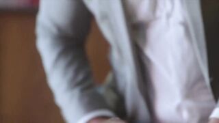 【麻花免费视频】爱肛交的莉莉在采访中展示了她的技能