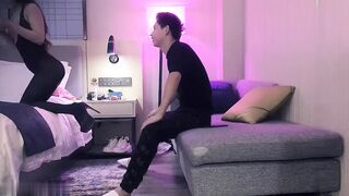 【麻花免费视频】性感粉色长裙少妇啪啪连体开档丝袜舔弄口交