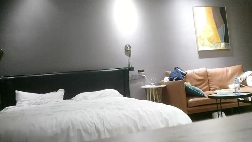 【麻花免费视频】无情的屌大圈外围女神空姐兼职粉嫩的逼逼狂插