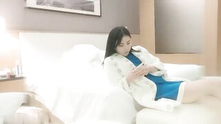 【麻花免费视频】李寻欢探花约了个高颜值KTV妹子啪啪呻吟