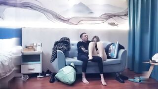 【麻花免费视频】约了个黑裙性长腿妹子啪啪穿上情趣装口交