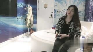 【麻花免费视频】高价外围肤白如雪甜美女神美腿翘臀激情啪啪