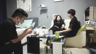 【麻花免费视频】专约老阿姨人妻极品大胸骚气逼人聊天洗澡打炮