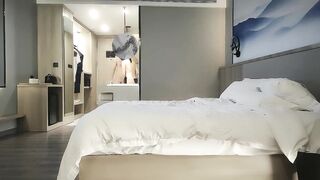 【麻花免费视频】小马寻花门票3500网约极品外围女神翘臀美乳