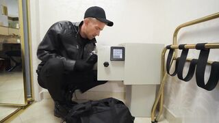 【麻花免费视频】布拉泽斯迫不及待地向她的新婚丈夫展示他的大鸡巴