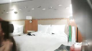 【麻花免费视频】探花郎李寻欢约甜美嗲嗲妹子在来一炮口交上位