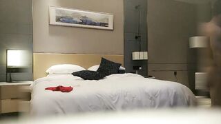 【麻花免费视频】文轩探花带小姐姐到酒店让她给我手撸口爆