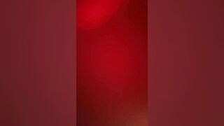 【麻花传媒视频】长发网红脸妹子抽电子烟销魂至极