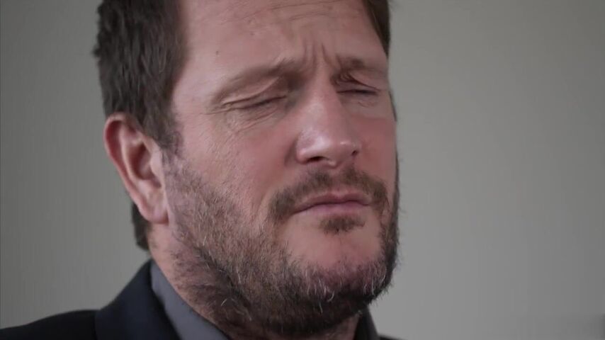 【麻花免费视频】娇小的俄罗斯青少年用手指抠逼大鸡巴爆菊