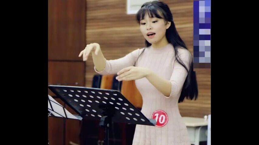 【麻花免费视频】《台湾情侣泄密》渣男背女友和其他女生在图书馆约炮被人发现被曝光