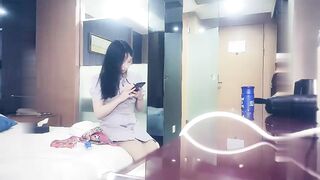 【麻花免费视频】赵总寻花长裙黑靴高素质外围妹69姿势口交后入