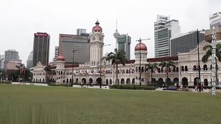 【麻花免费视频】超颜值女神反差白富美性爱旅行日记 吉隆坡篇