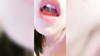 【麻花免费视频】极品尤物车模下海再床上超级骚主动骑乘