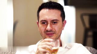 【麻花免费视频】露西·哈特与两个欲火中烧的男人一起享受性爱