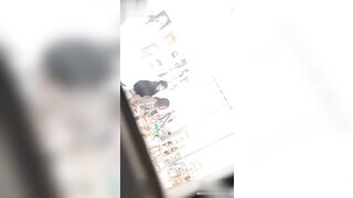 【麻花免费视频】校园新瓜！烟台科技学院画室doi事件！情侣画室做爱被偷拍！