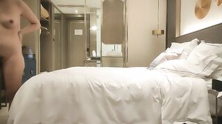 【麻花免费视频】一袭长裙佳人夜晚来相伴极品翘臀肤温柔粉嫩