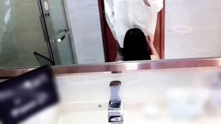 【麻花免费视频】我和你兄弟上床了 你不会嫌弃我吧你戴套了不算