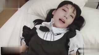 【麻花免费视频】李一桐女仆装大屌插入花心流水